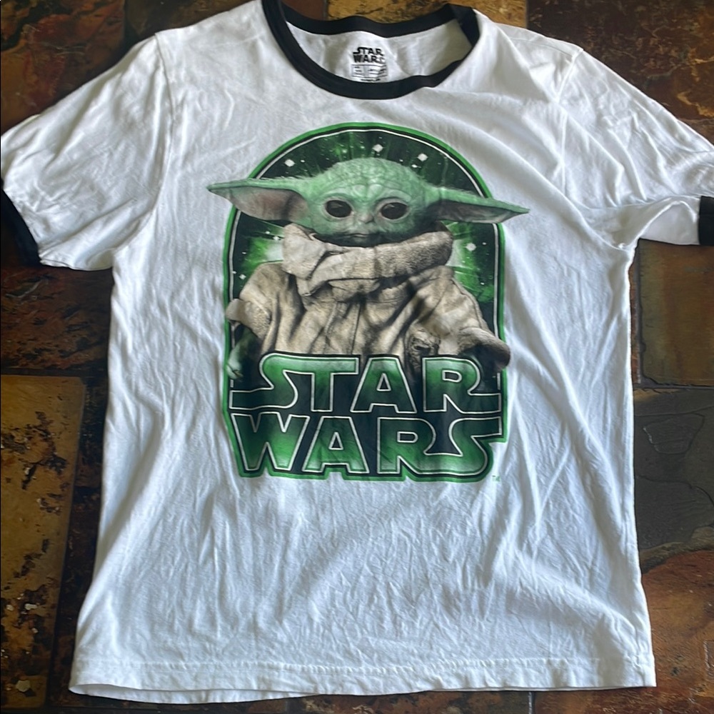 Star Wars Yoda Graphic tee(367)